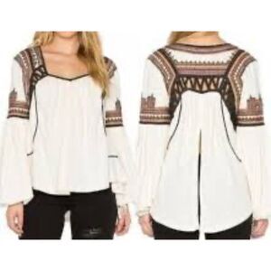 Free People Snow Kisses BOHO Embroidered Bell Sleeve Gypsy Tribal Top SZ Small